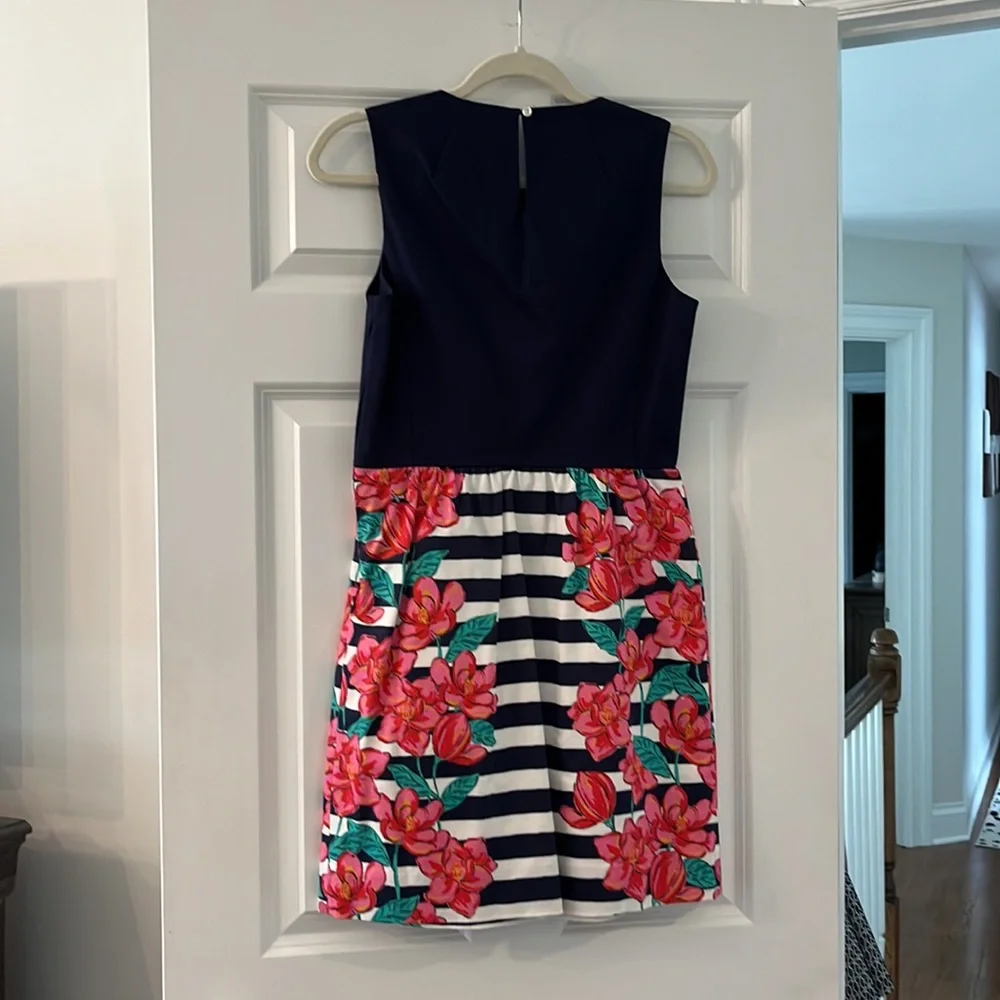 Vineyard Vines dress - Picture 5 of 7